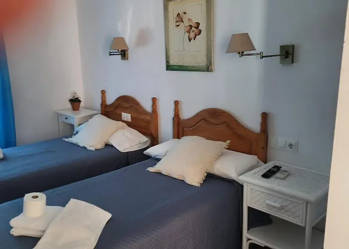 Проживание в семье Casitas Торремолинос